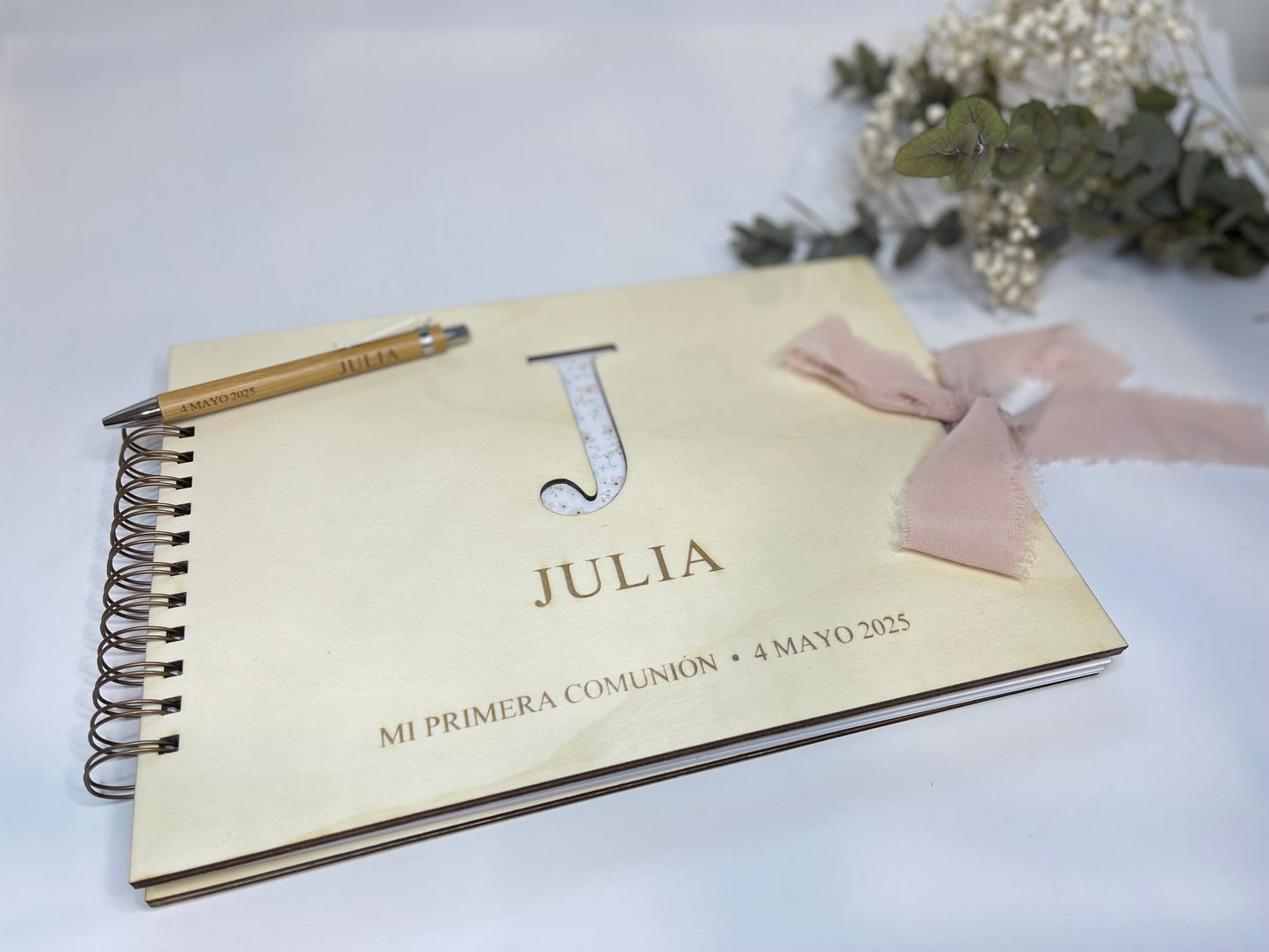 Álbum de Firmas Personalizado – Recuerdos Únicos para Eventos Especiales